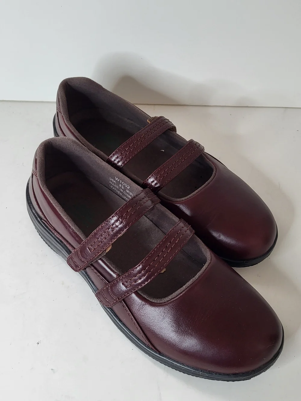 New Propet Women's Burgundy Mary Jane Flats